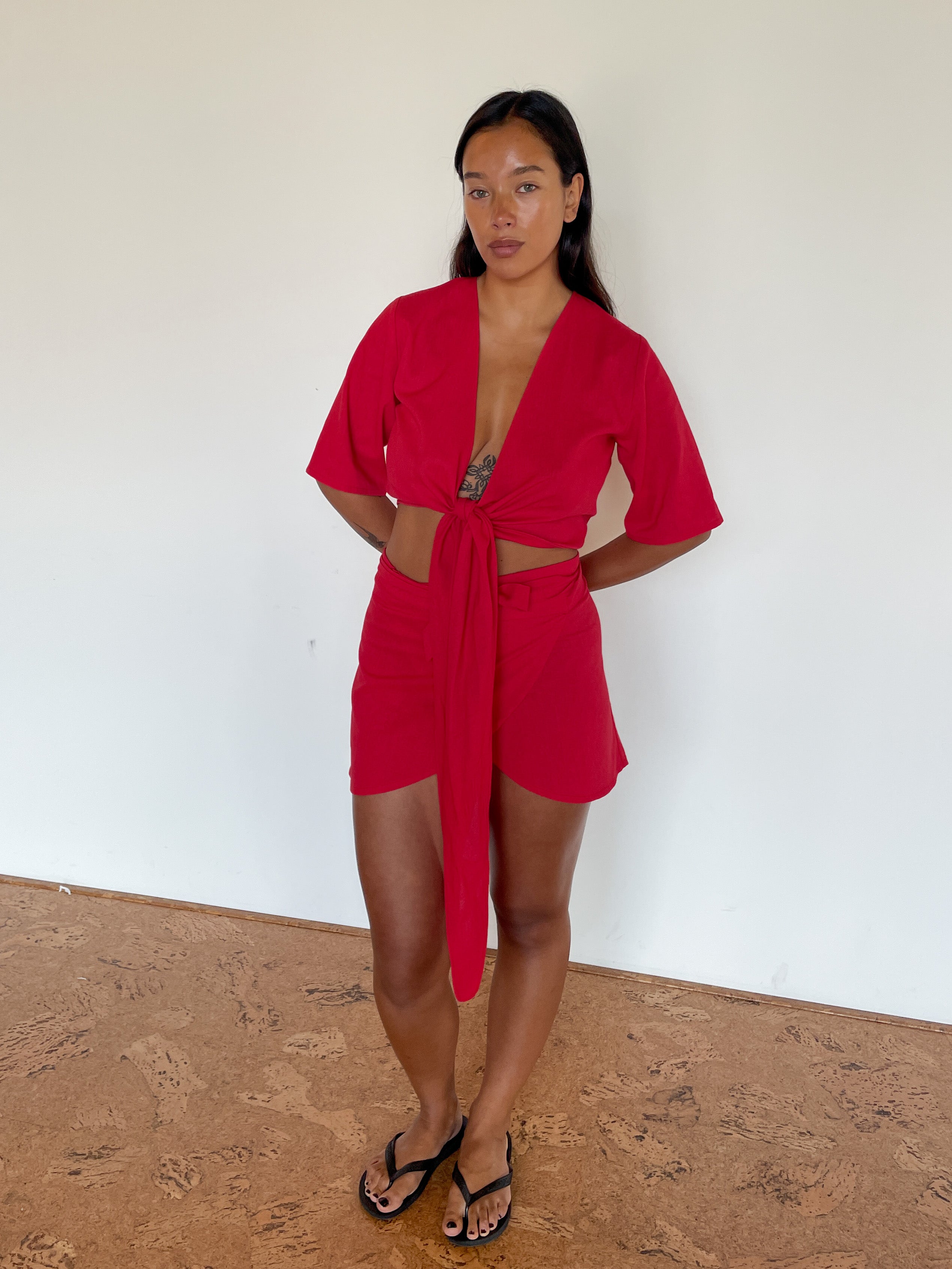 ultimate wrap skirt | red