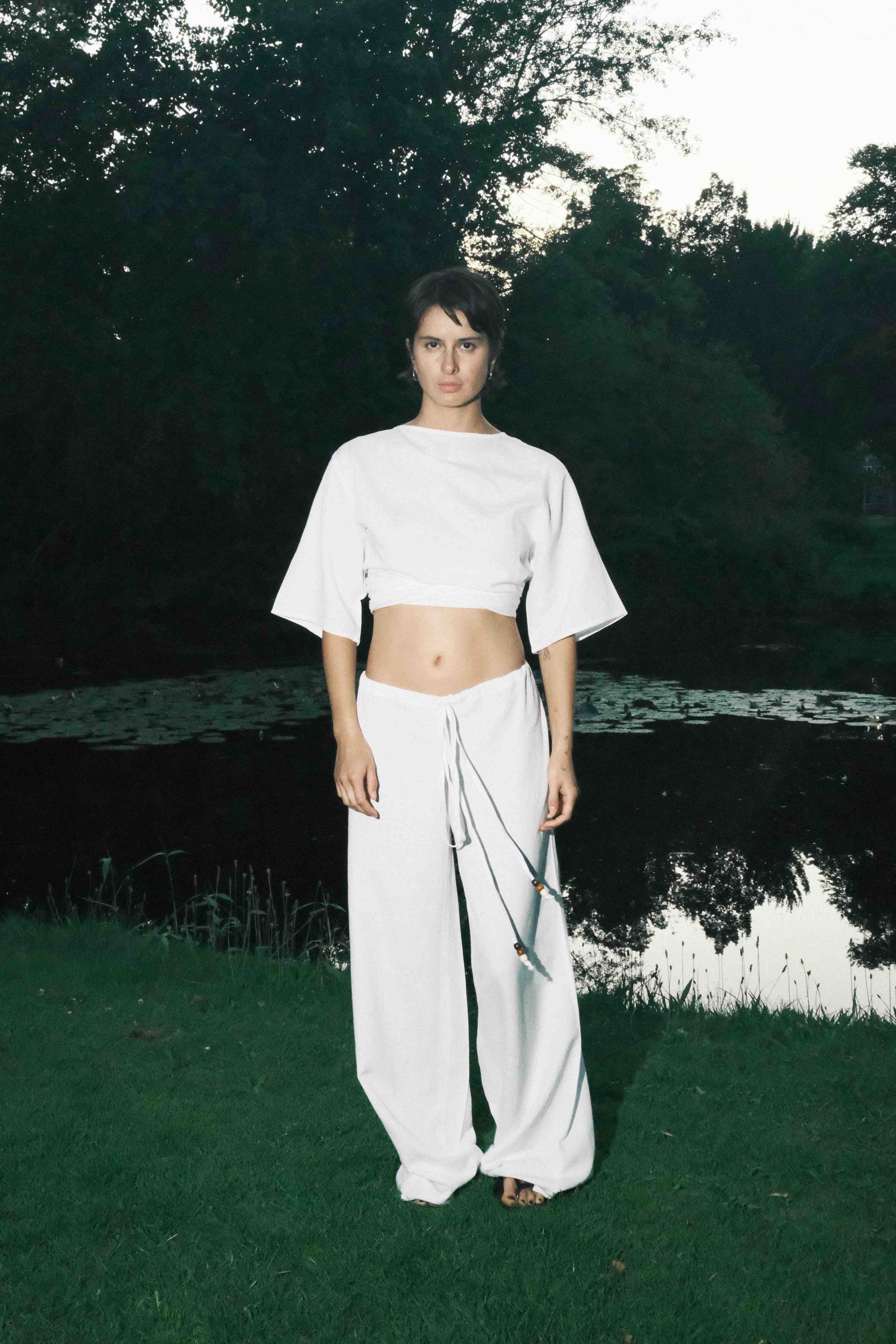 ultimate wrap top | white