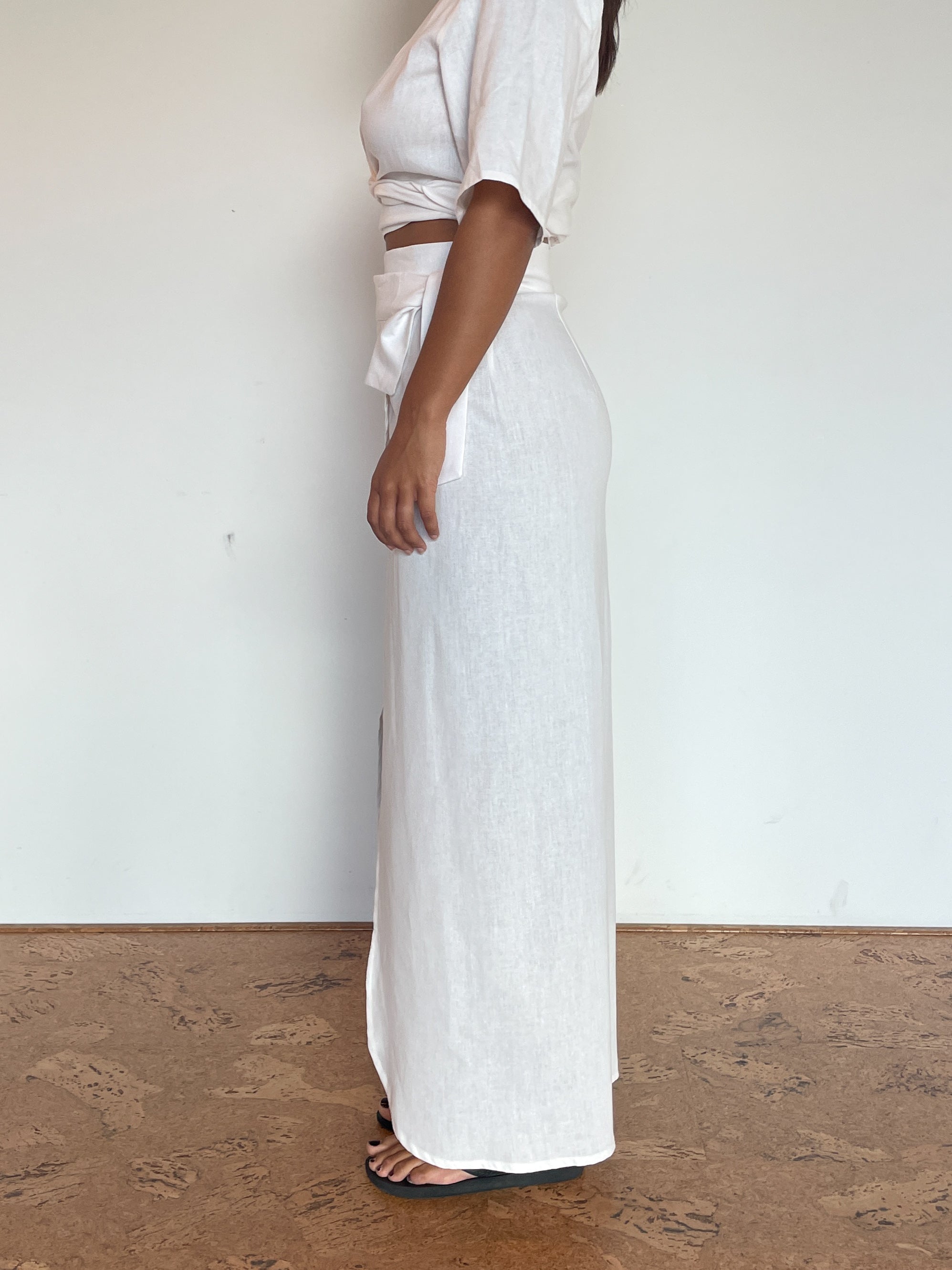 ultimate maxi skirt | white