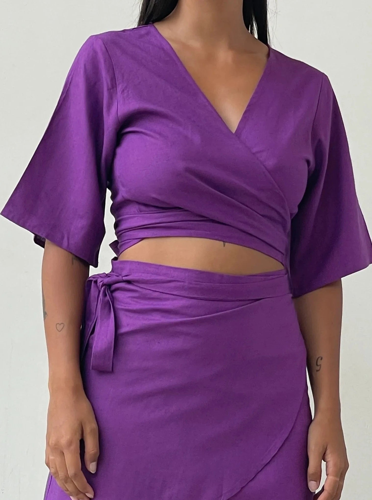 ultimate wrap top | ultra violet | last pieces