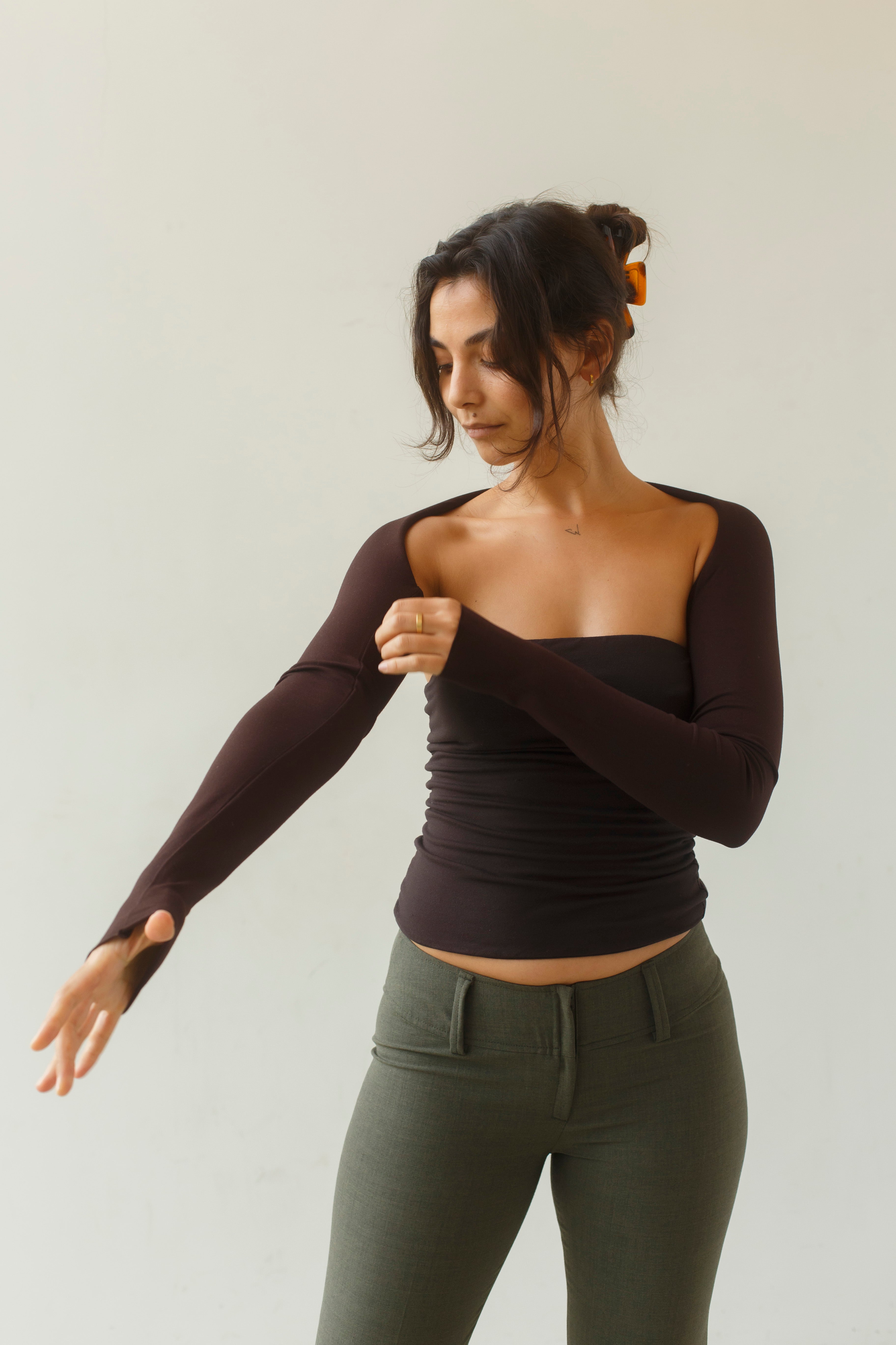 4-way scarf shrug top | espresso