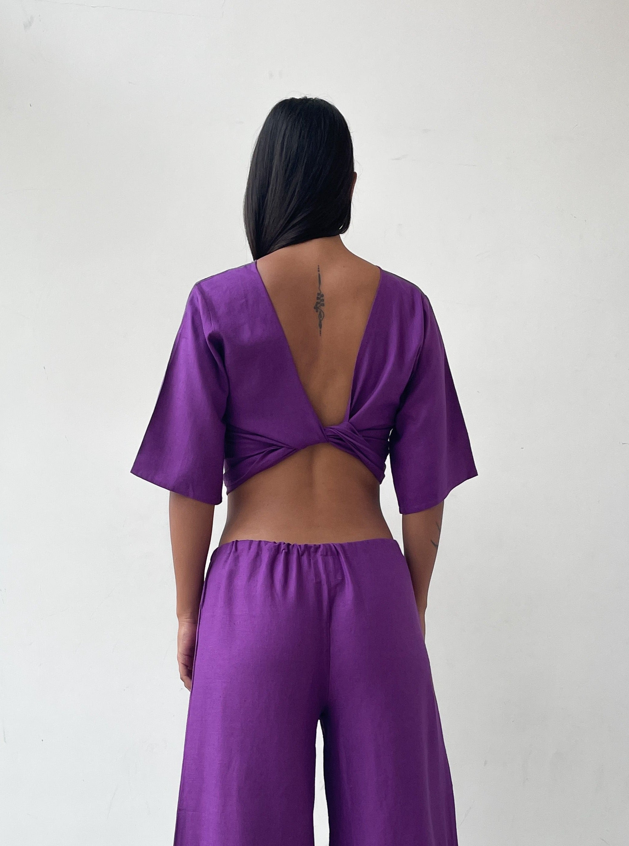 ultimate wrap top | ultra violet | last pieces